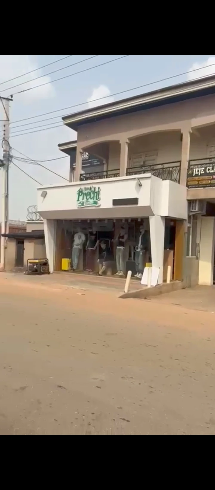 Plaza for Sale in Ugbor central, Edo - Image 2