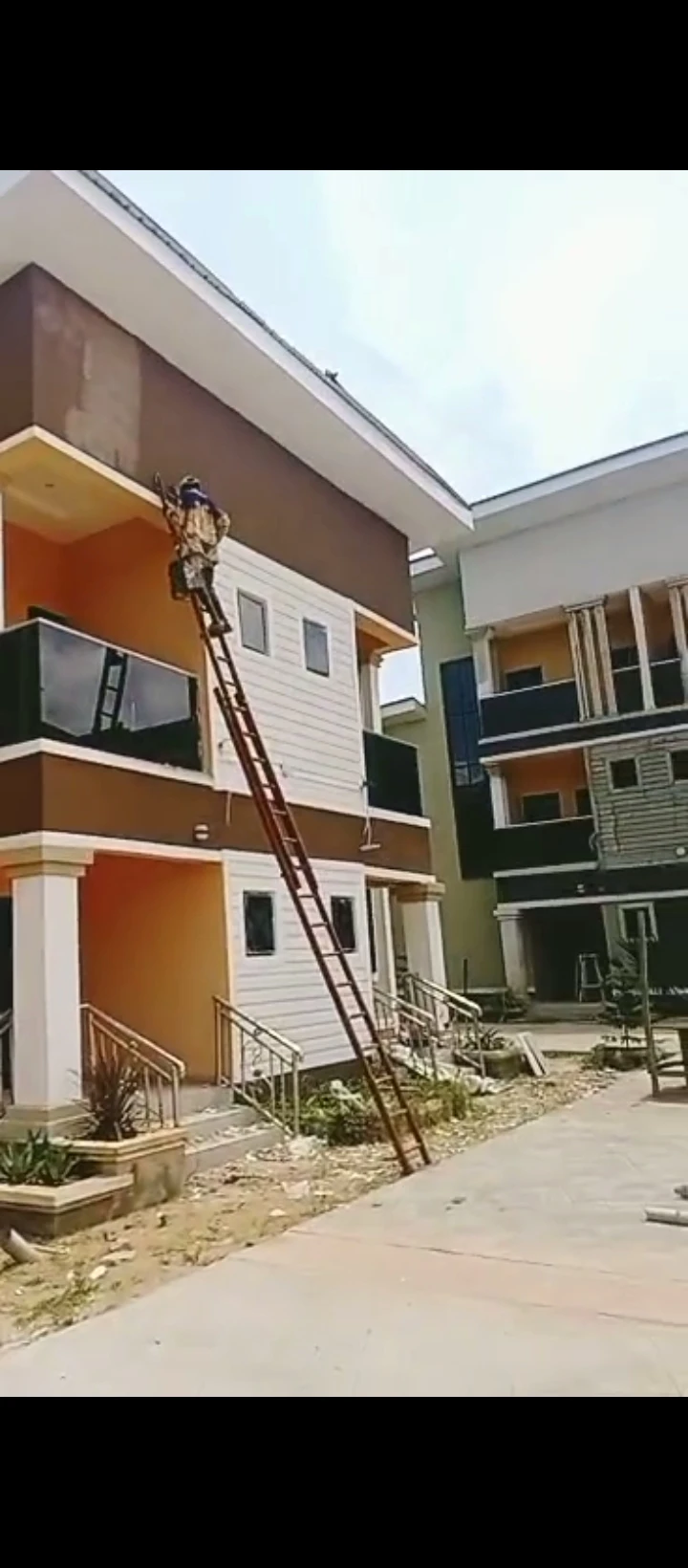 Duplex for Rent in Limit road, Edo - Image 3