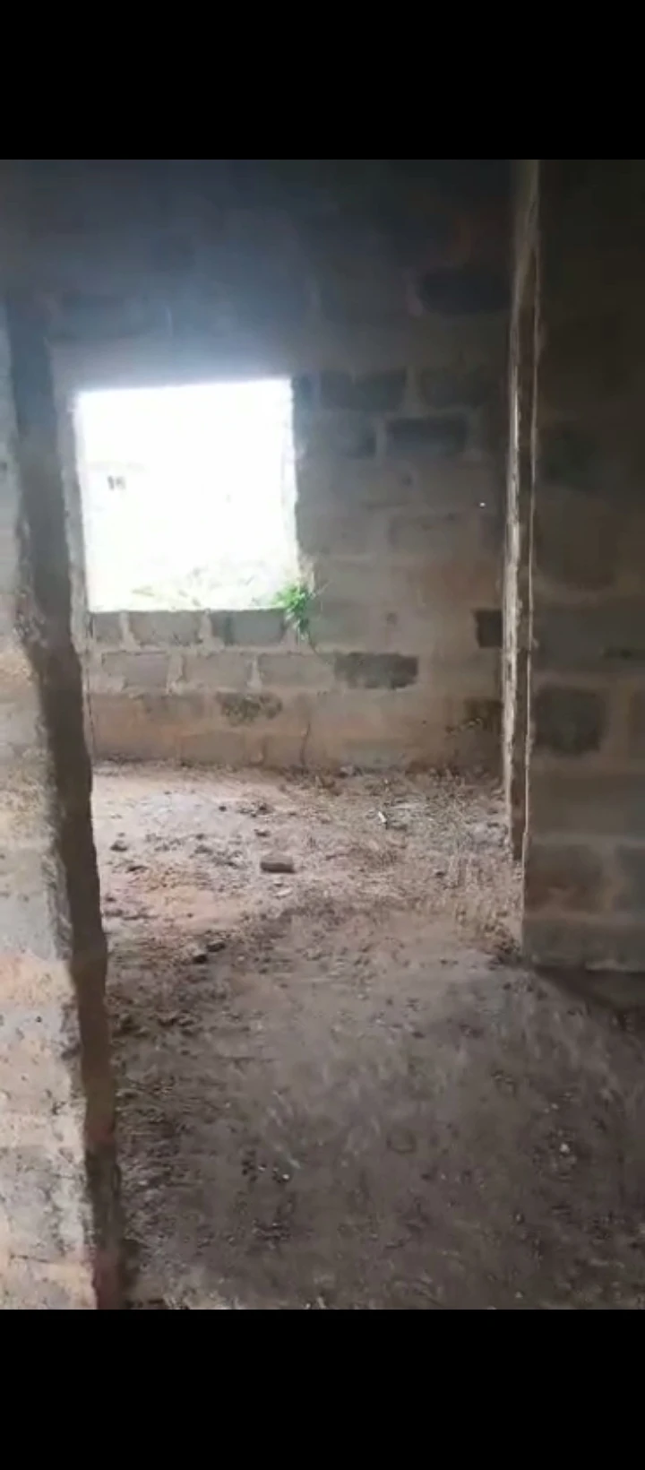 4 Bedroom Flat for Sale in Ogba airport road, Edo - Image 1