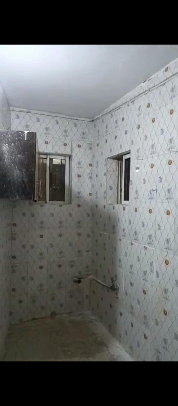 SelfContain for Sale in Akhiobare GRA, Edo - Image 2
