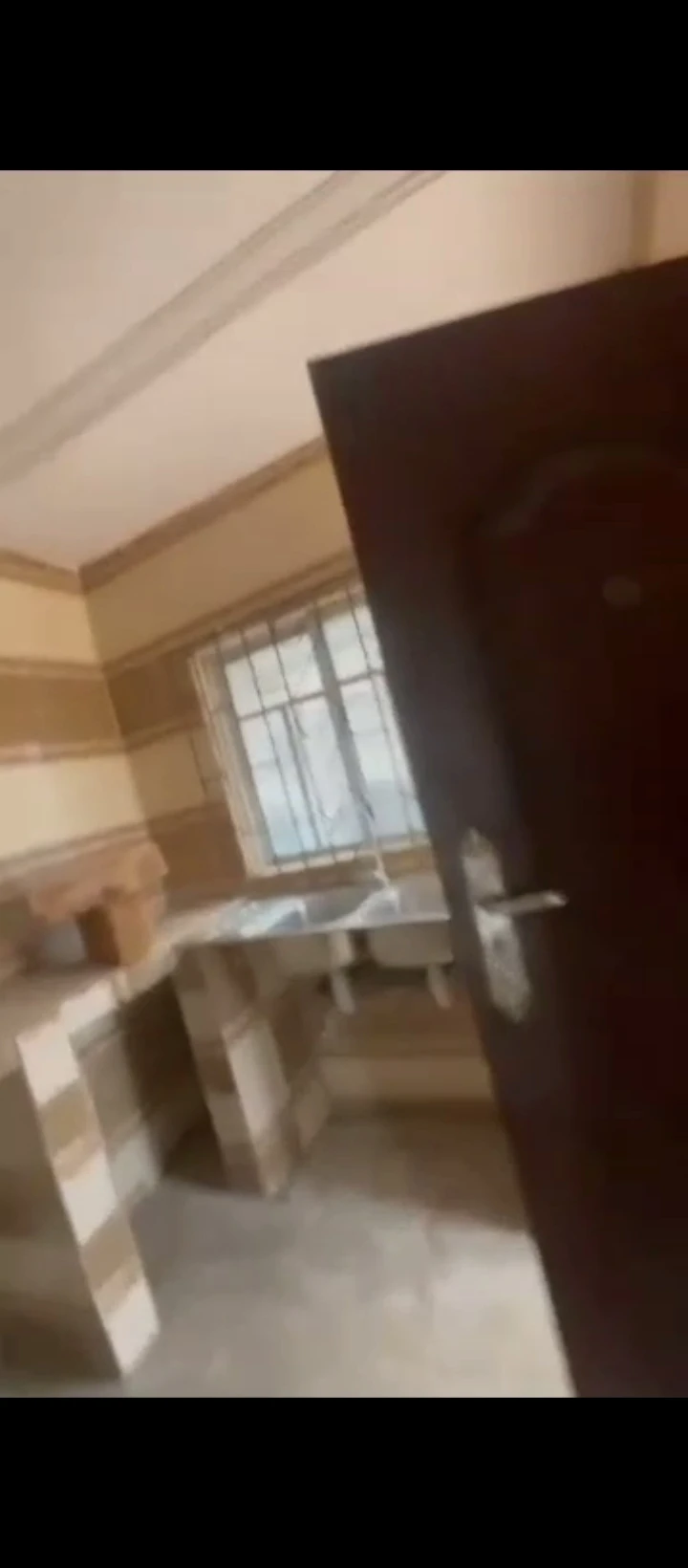 3 Bedroom Flat for Rent in Uhie, Edo - Image 1