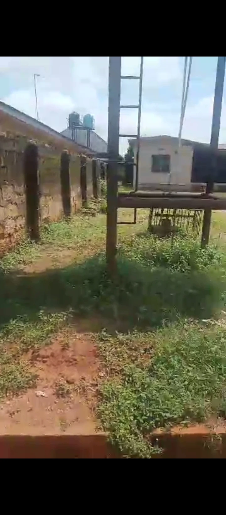 Bungalow for Lease in Beside chicken republic, opposite Adesuwa, Edo - Image 4