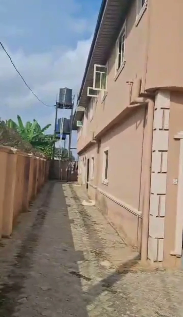 3 Bedroom Flat for Sale in off Edo Street, Off Irhirhi, Edo - Image 3