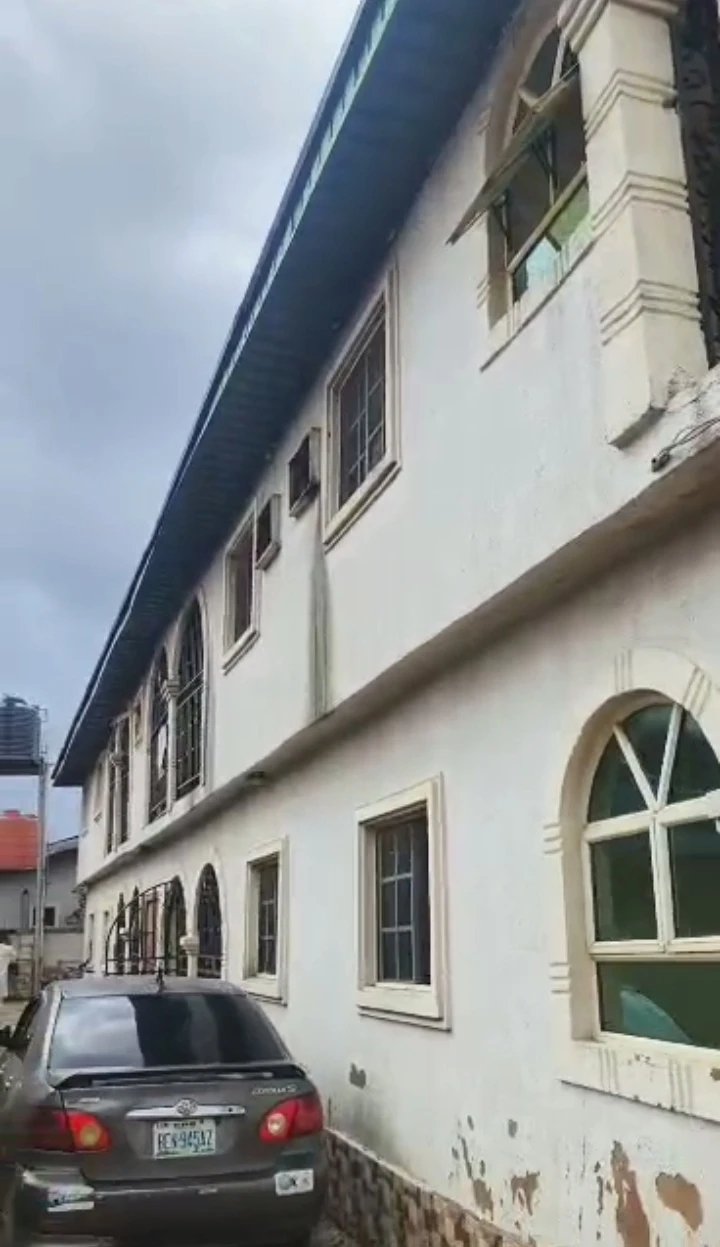 3 Bedroom Flat for Sale in Eayan Aduwawa, Edo - Image 2