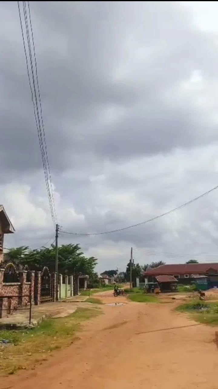 3 Bedroom Flat for Sale in Eayan Aduwawa, Edo - Image 4