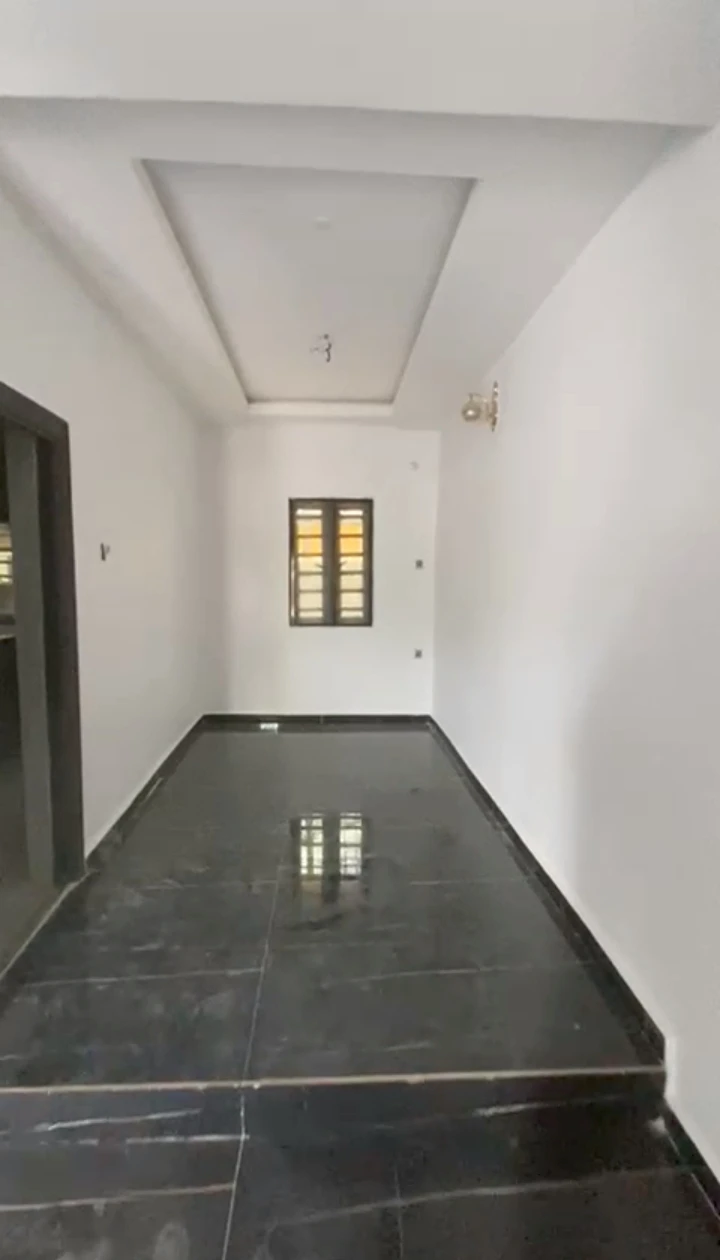 2 Bedroom Flat for Rent in Amagba, Edo - Image 1
