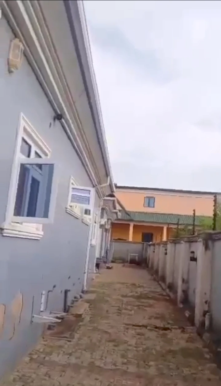Bungalow for Sale in Ajip sapele road, Edo - Image 3