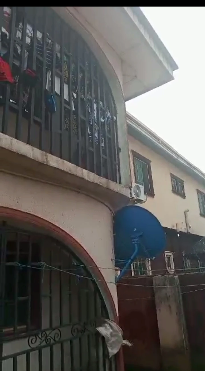2 Bedroom Flat for Sale in Divine wisdom off country home, Edo - Image 3