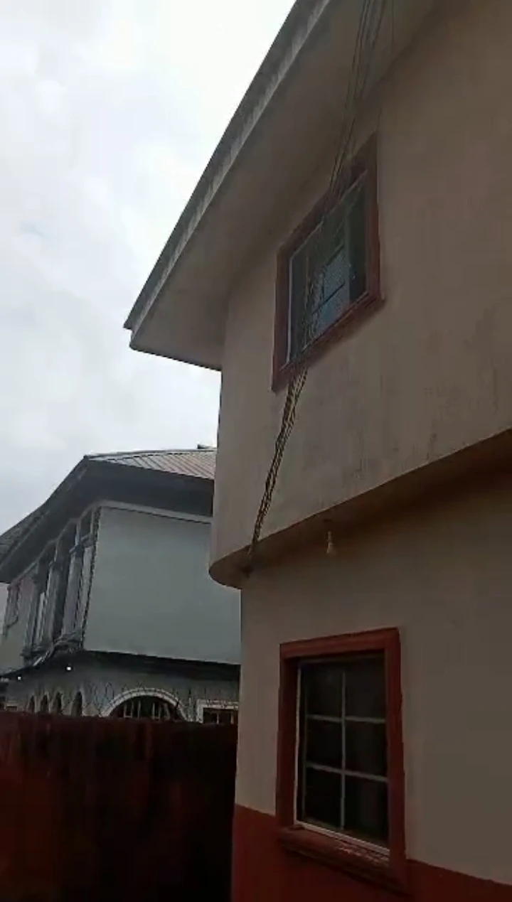 2 Bedroom Flat for Sale in Divine wisdom off country home, Edo - Image 2