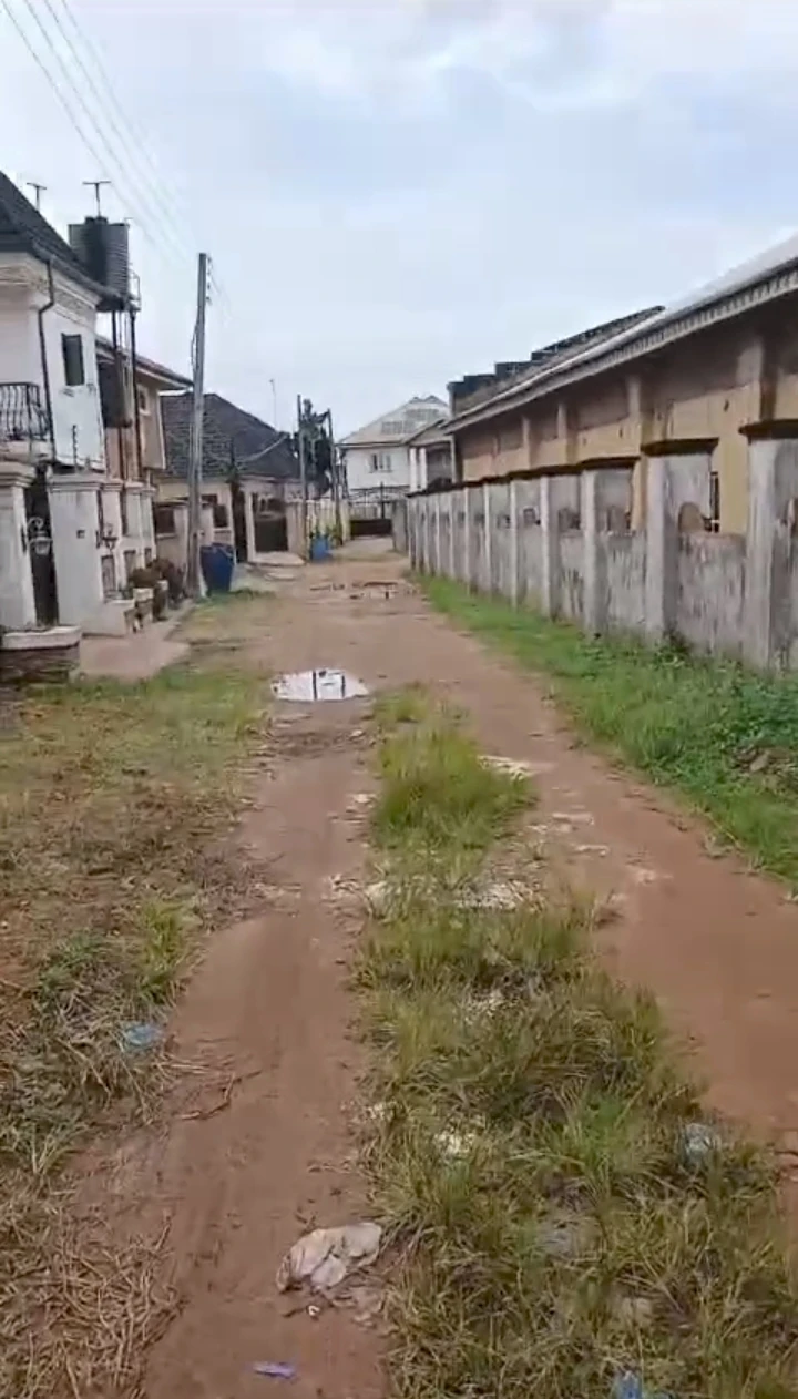 Duplex for Sale in Ugbor central, Edo - Image 2