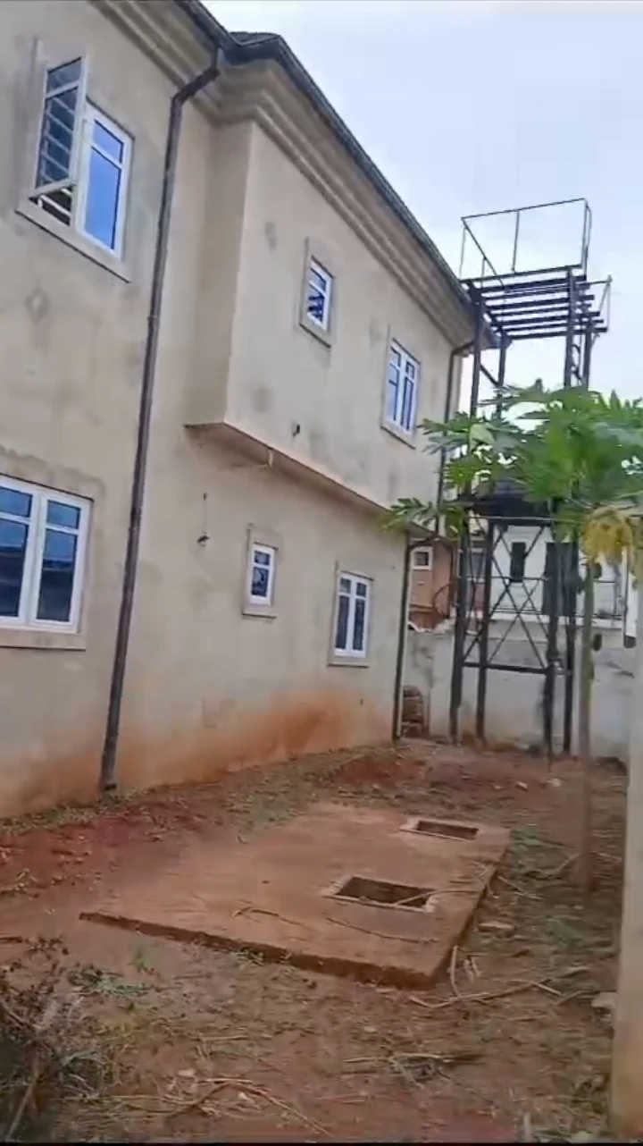 Duplex for Sale in Ugbor central, Edo - Image 1