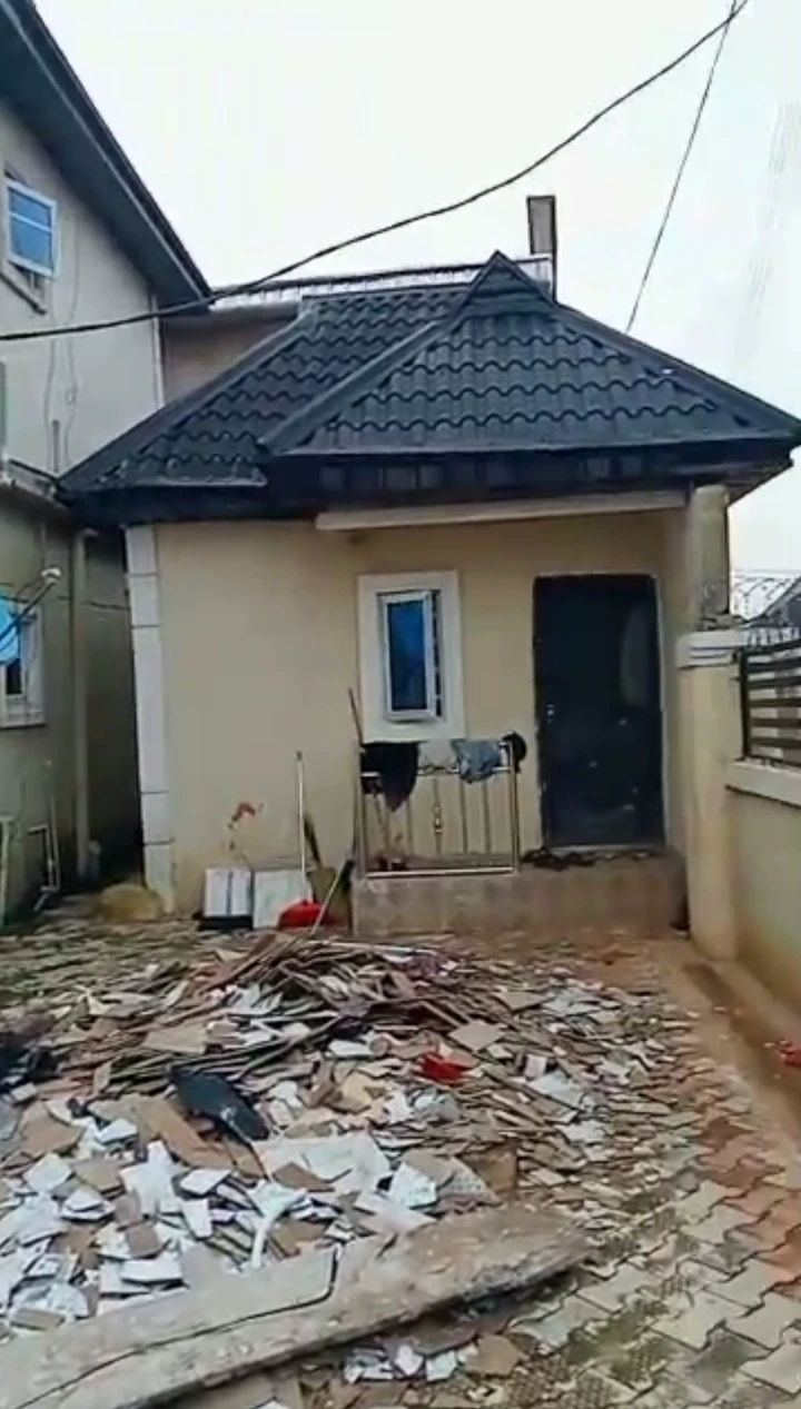 3 Bedroom Flat for Sale in WAEC RD Ogunwenyin, Edo - Image 1
