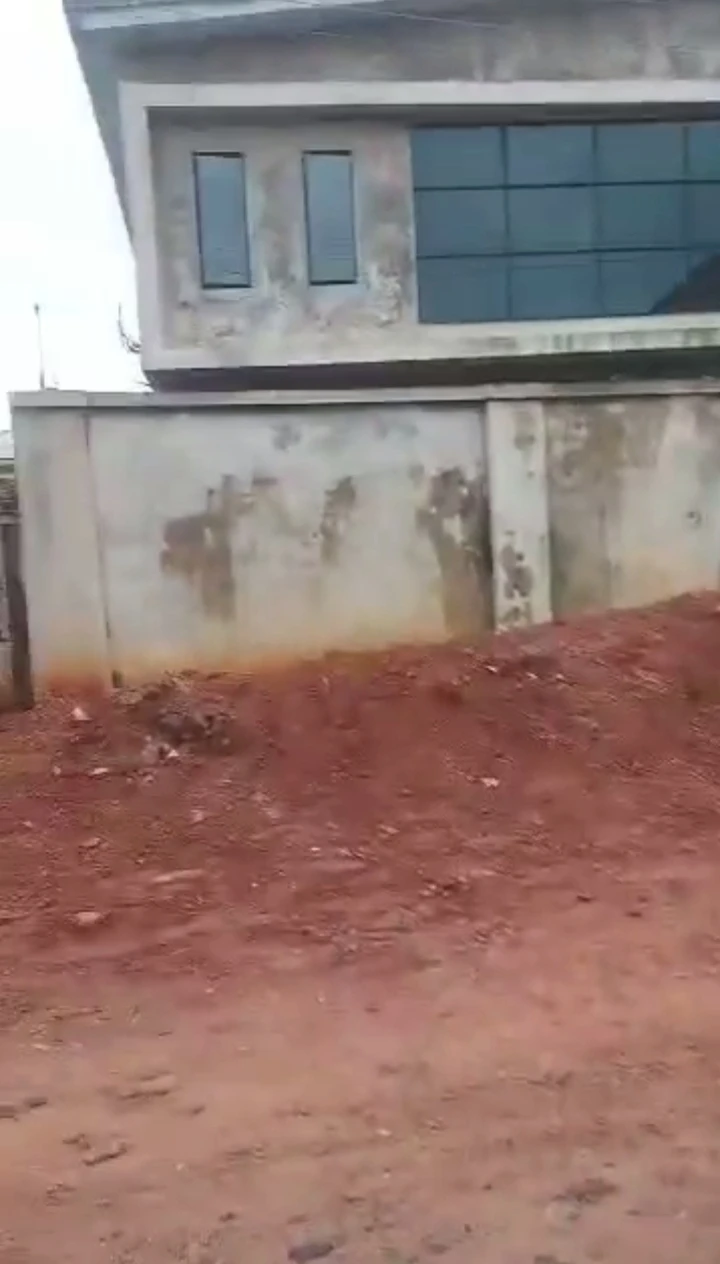 3 Bedroom Flat for Sale in Airport road, Edo - Image 2