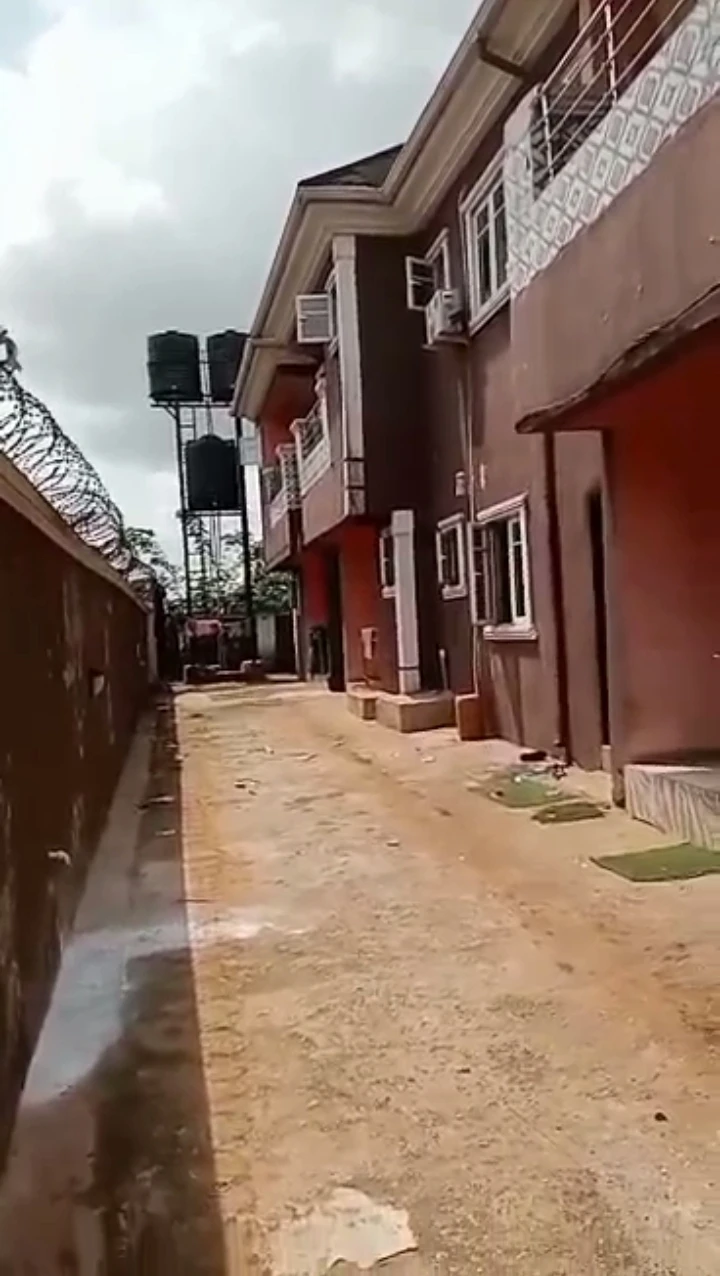 2 Bedroom Flat for Sale in Okhabere sapele road, Edo - Image 1