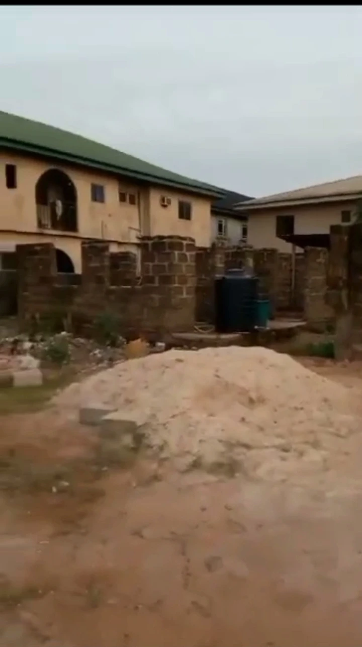 Hotel for Sale in Etete GRA, Edo - Image 5