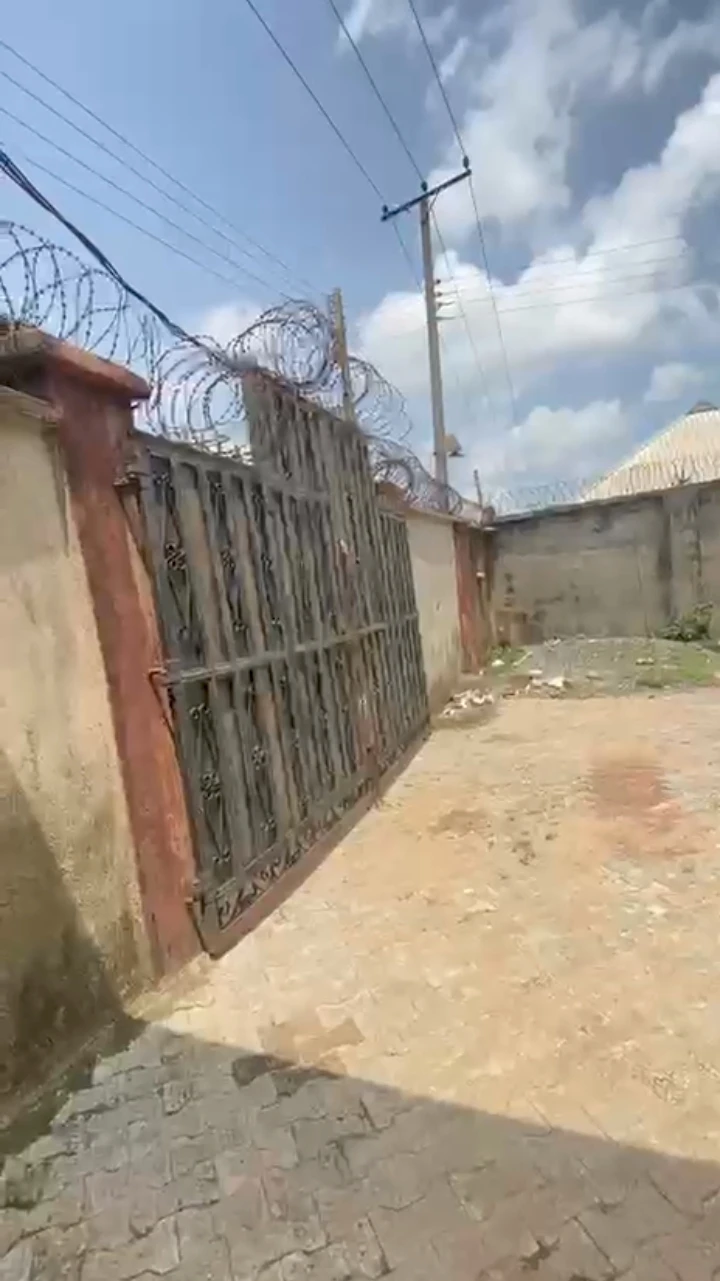 Duplex for Rent in Osakwe house off falanu country home, Edo - Image 1
