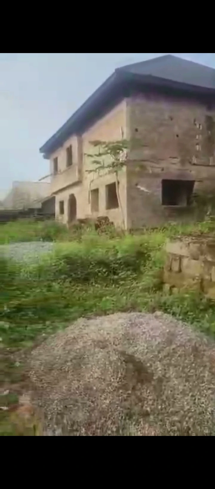 Uncompleted Building for Sale in Arougba, Edo - Image 2