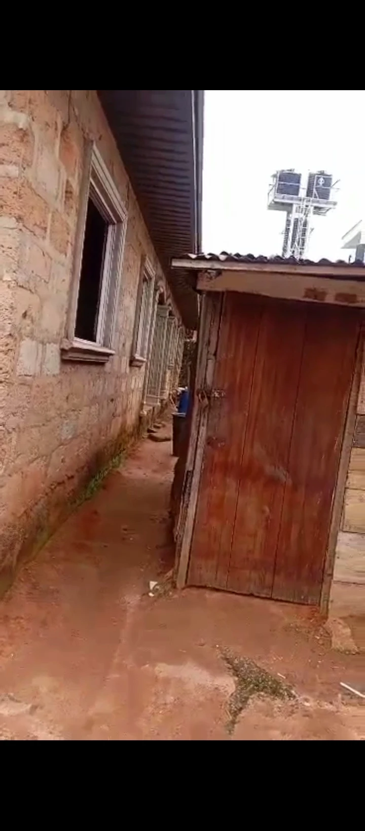 Bungalow for Sale in Oko central, Edo - Image 1