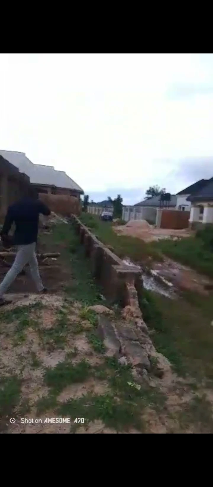 Uncompleted Building for Sale in Captain osa farm sapele road bypass, Edo - Image 2