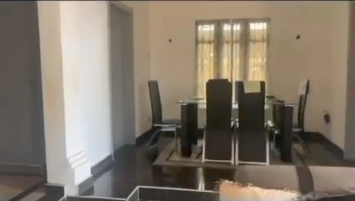 Bungalow for Sale in Evvboriaria sapele road, Edo - Image 2