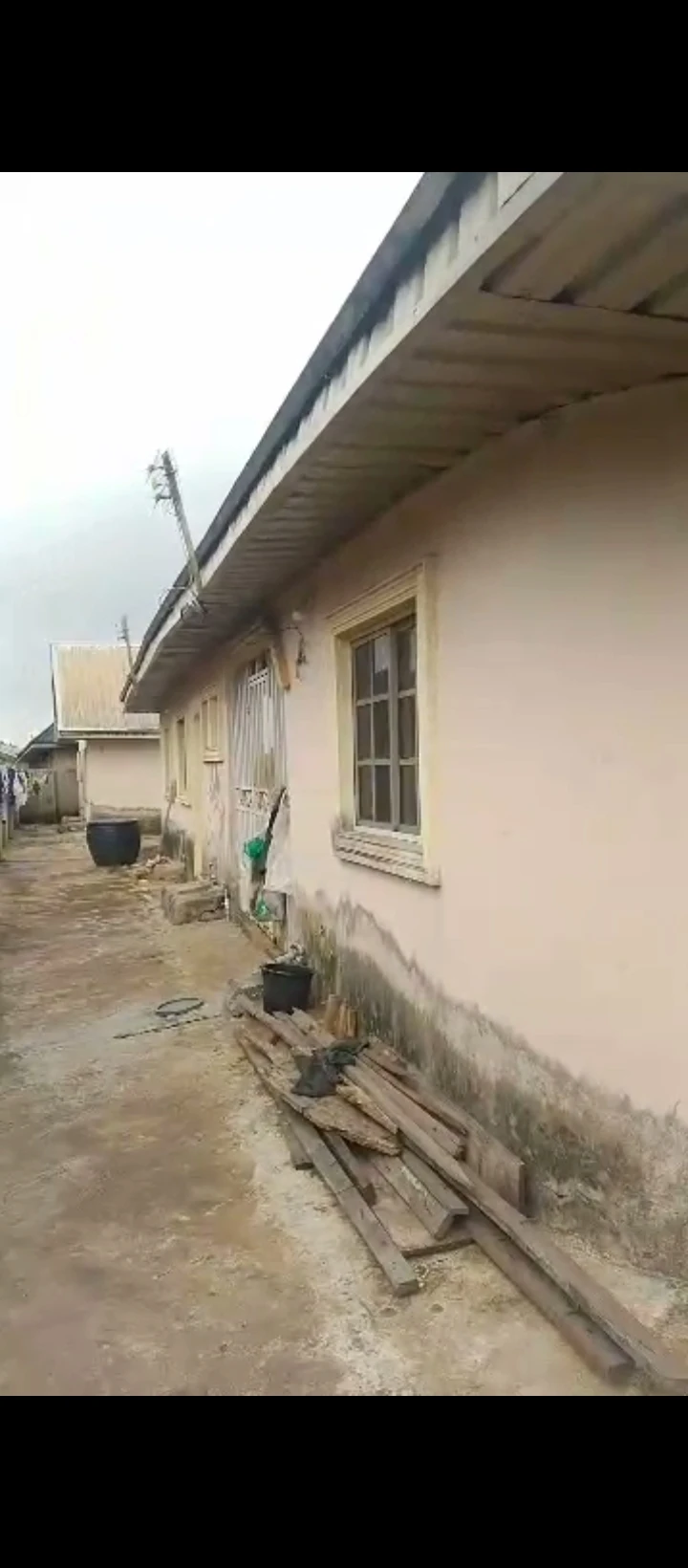 Bungalow for Sale in Eayean Benin Auchi express way, Edo - Image 1