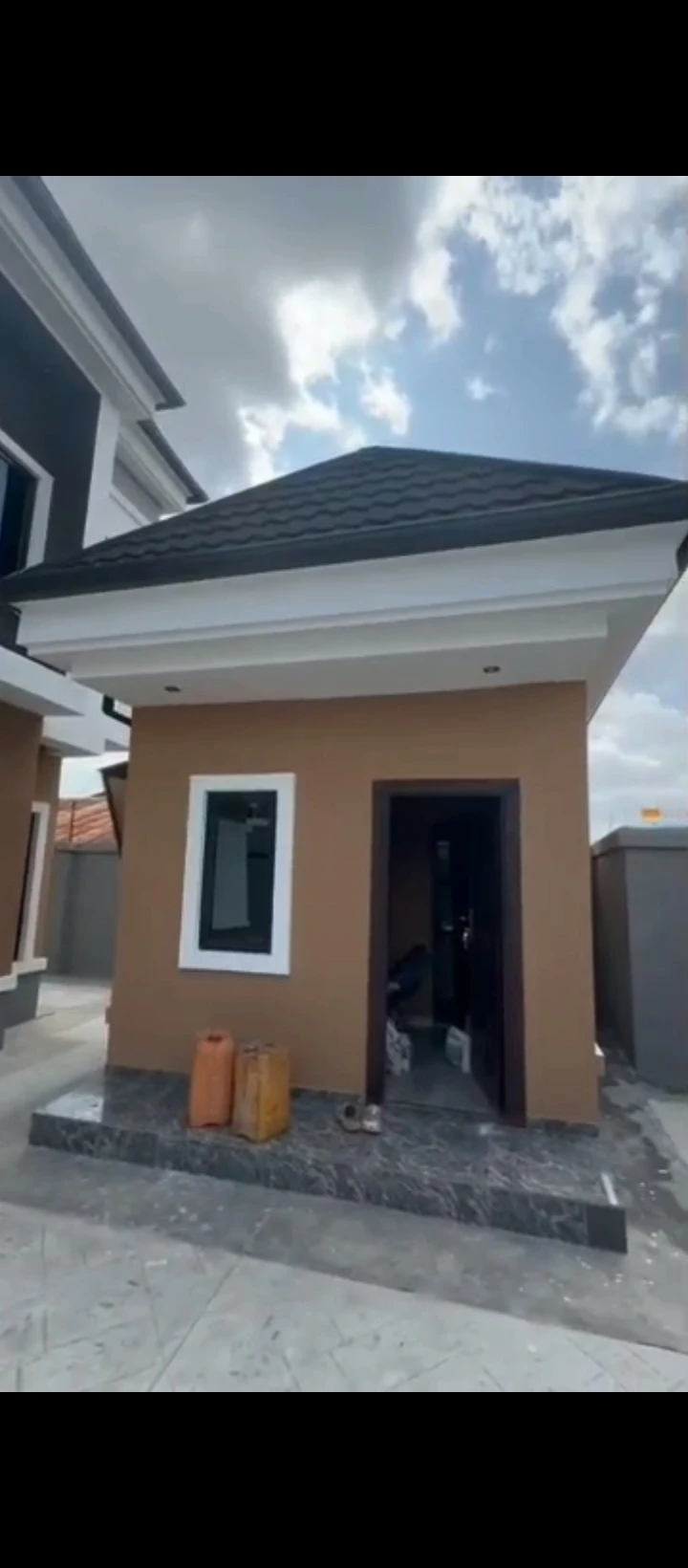 Duplex for Sale in IRHIRHI Igbinosa., Edo - Image 5