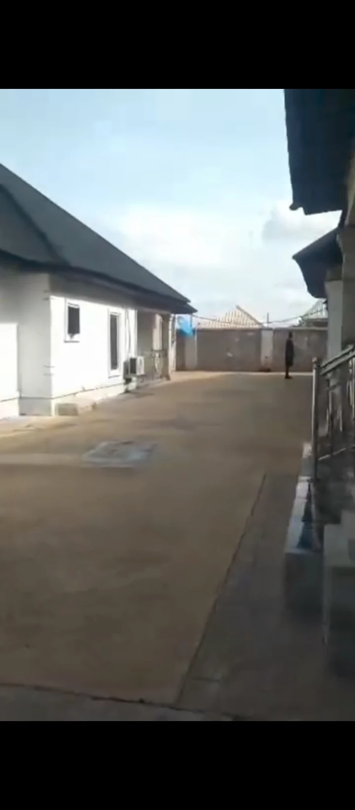 Bungalow for Sale in Etinosa community sapele road, Edo - Image 2