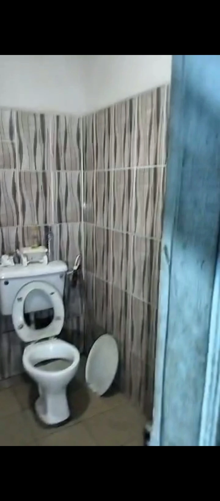 3 Bedroom Flat for Rent in Amagba, Edo - Image 1