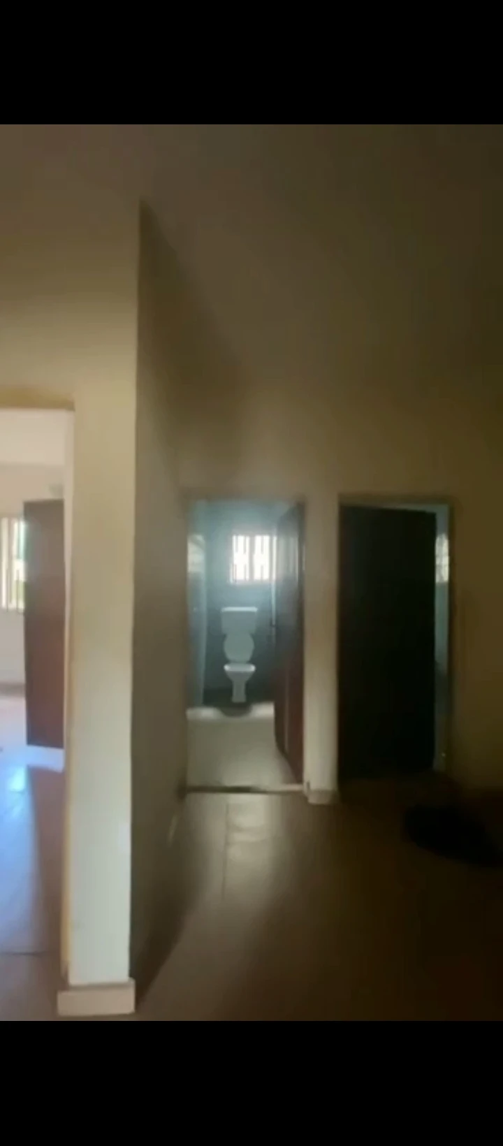 3 Bedroom Flat for Rent in Abuja quarter, Edo - Image 3