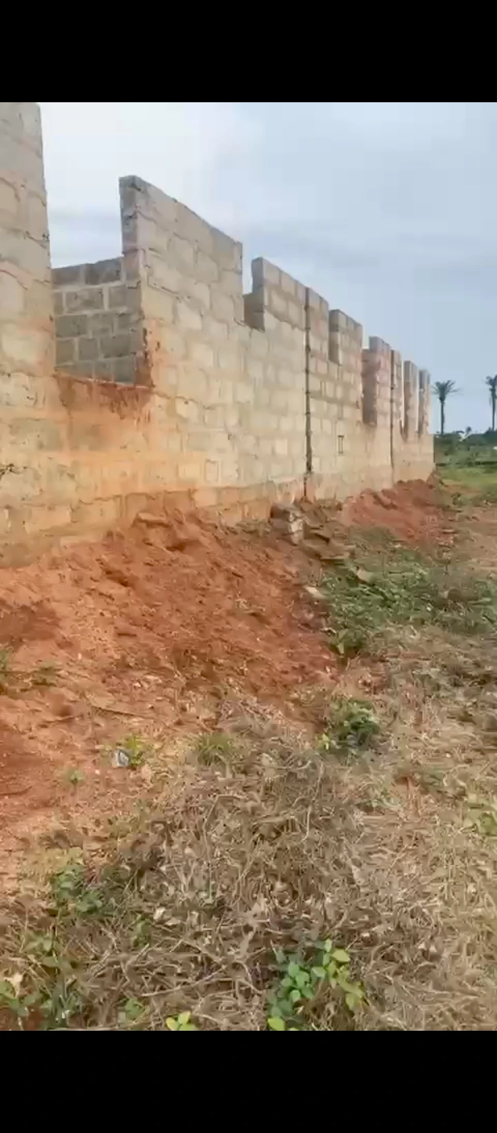 Uncompleted Building for Sale in Obayator off obagie, Edo - Image 1