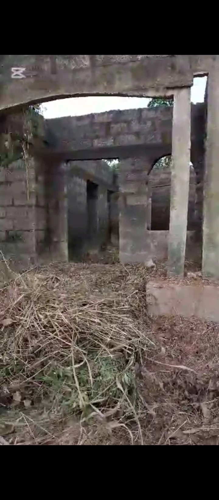 Uncompleted Building for Sale in evbomama community, Edo - Image 2