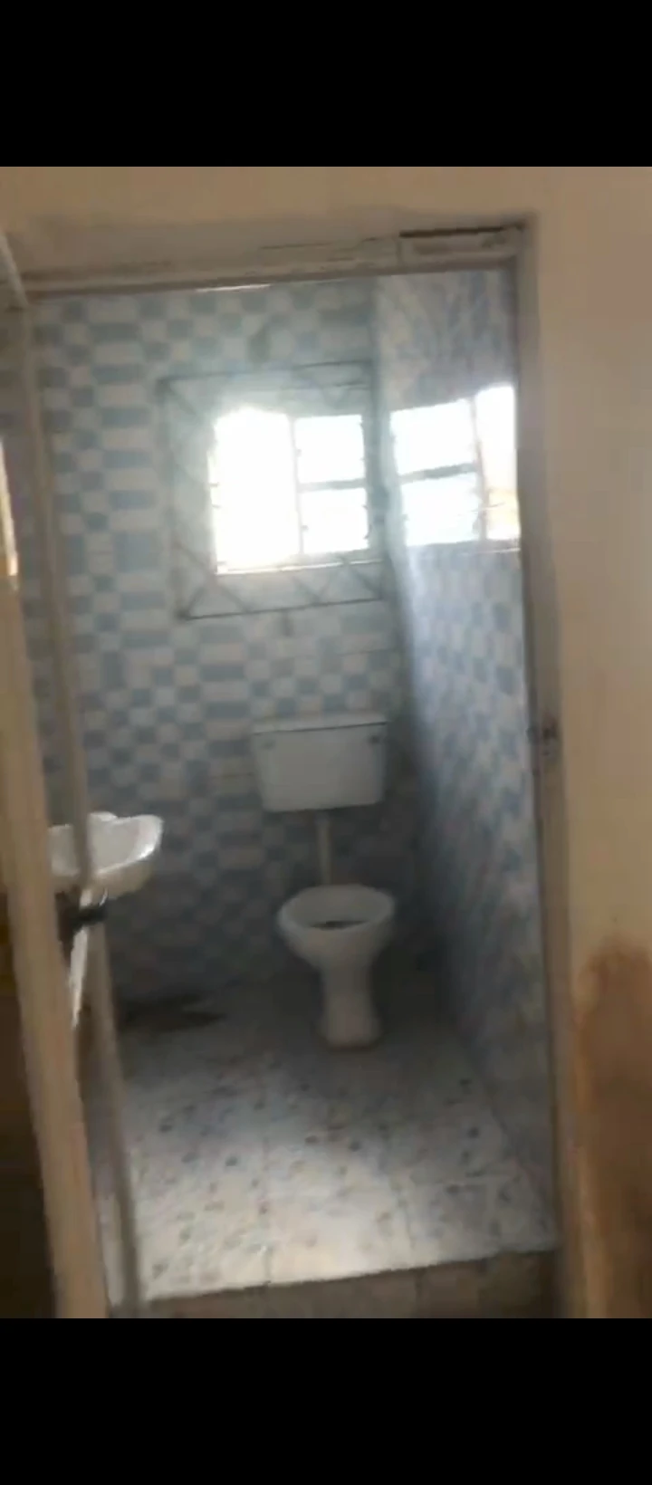 Bungalow for Rent in Country home, Edo - Image 2