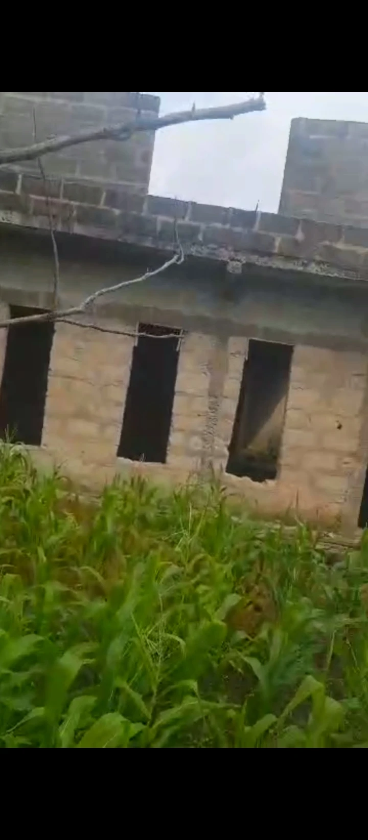 Uncompleted Building for Sale in Carribbean Estate off irhirhi Rd off airport road Arougba, Edo - Image 3