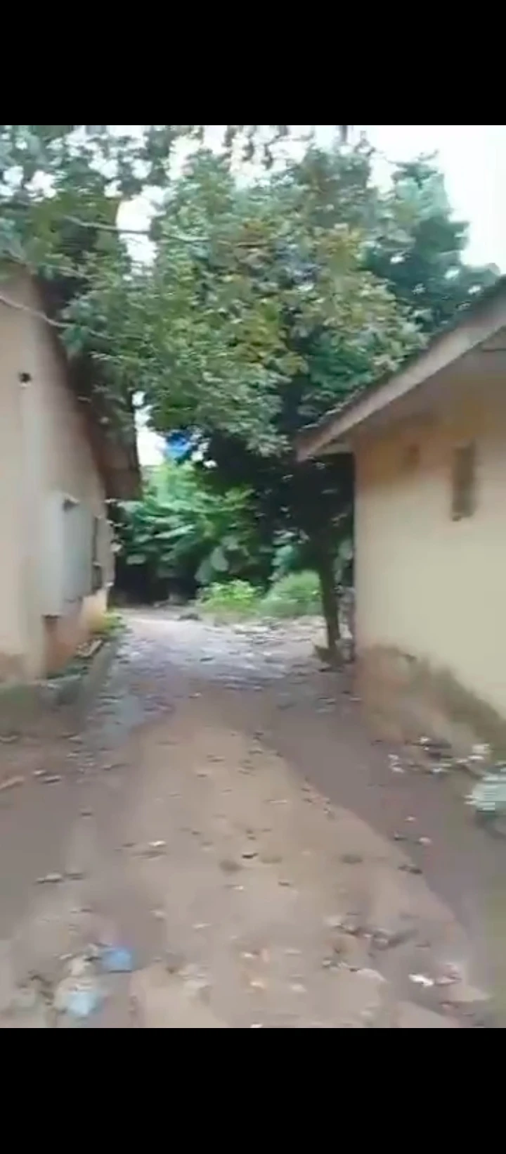 Bungalow for Sale in Giwa Amu off airport road, Edo - Image 1