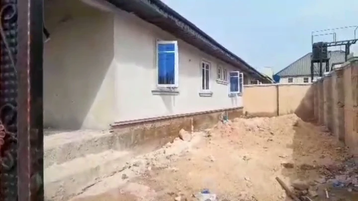 Bungalow for Sale in Back of Winner's church, Sapele Road., Edo - Image 1