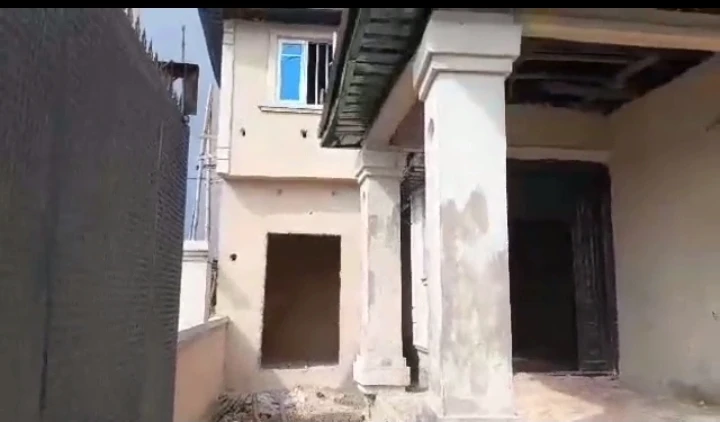 Bungalow for Sale in Back of Winner's church, Sapele Road., Edo - Image 3