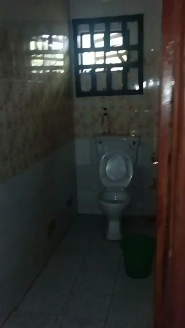 Bungalow for Rent in Divine wisdom off country home, Edo - Image 2
