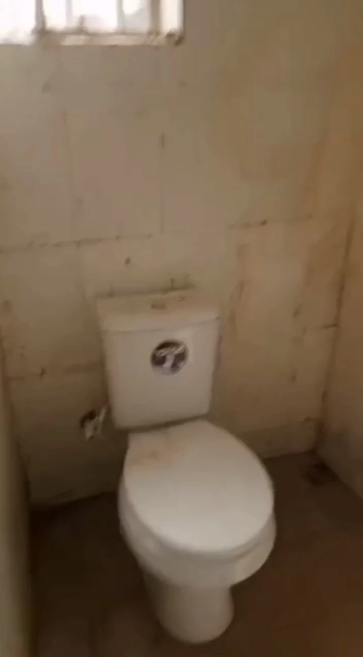 2 Bedroom Flat for Rent in AMAGBA, Edo - Image 2