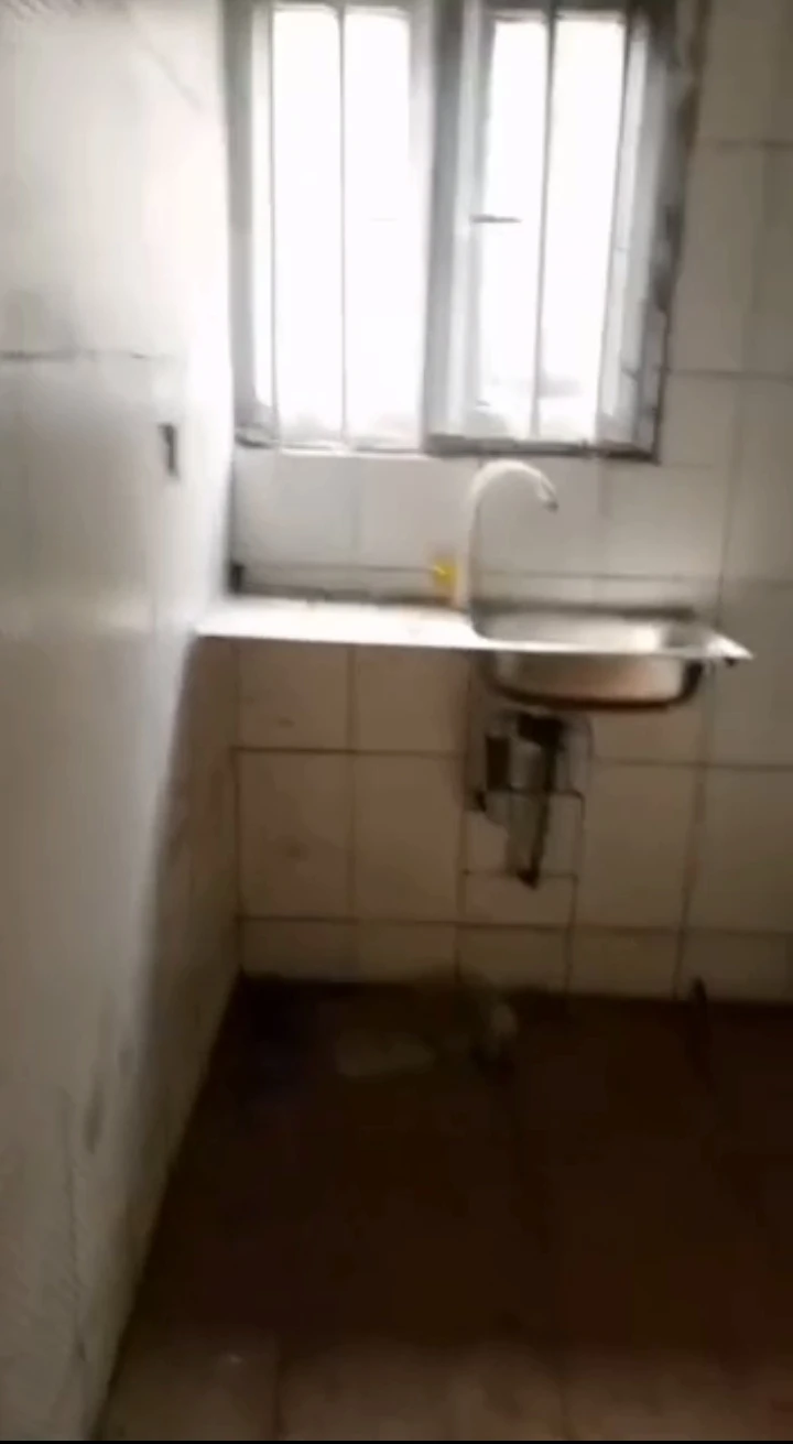 2 Bedroom Flat for Rent in AMAGBA, Edo - Image 3