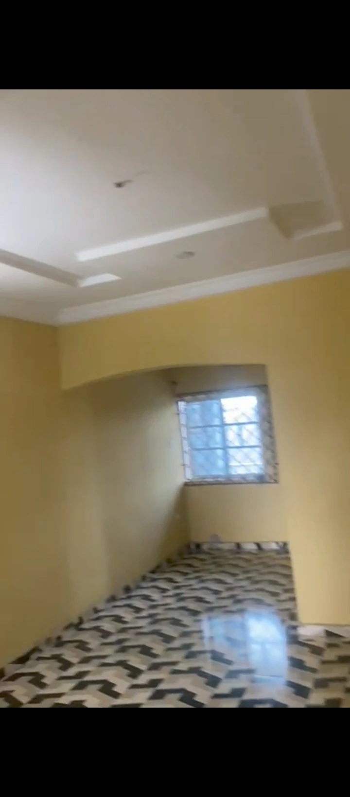 3 Bedroom Flat for Rent in Gapiona airport road, Edo - Image 3