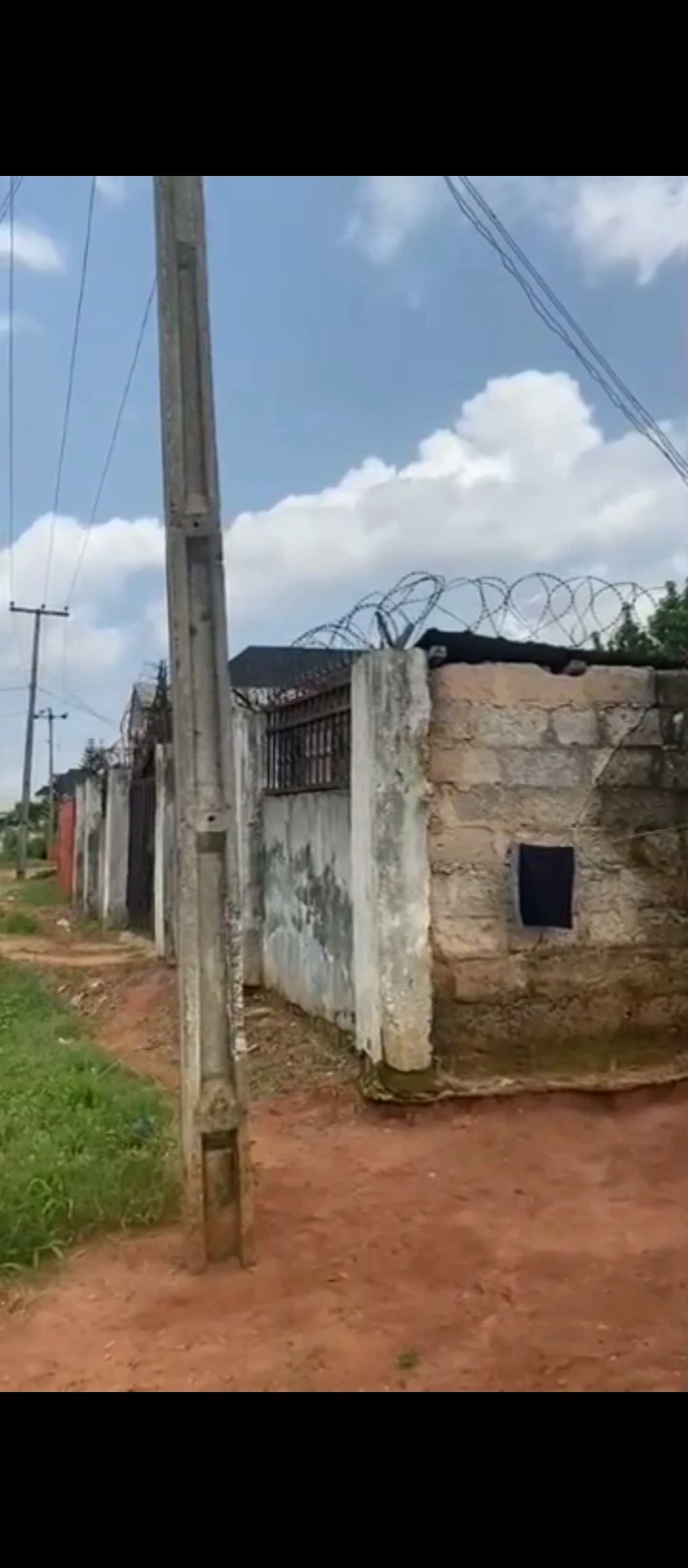 Bungalow for Sale in Ugbor, Edo - Image 2