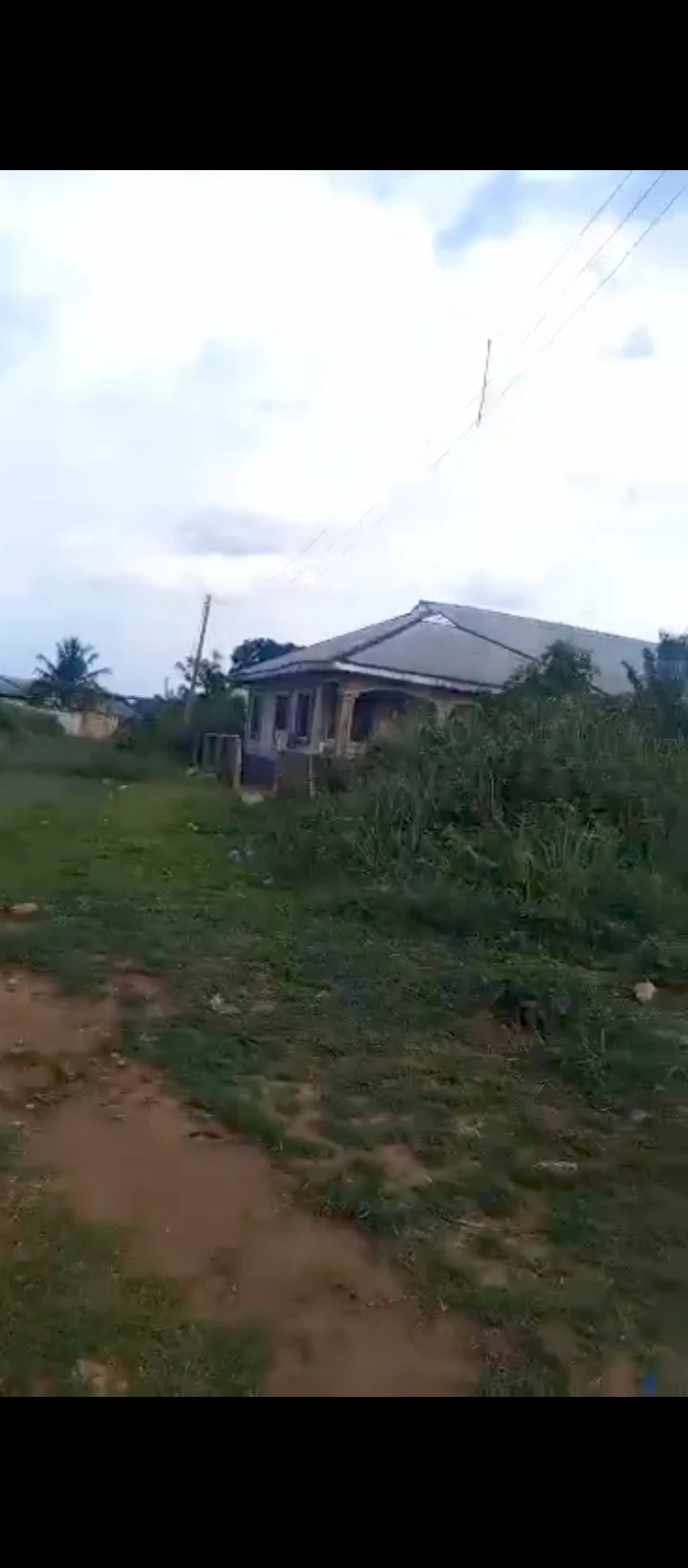 Uncompleted Building for Sale in Peanut sapele road, Edo - Image 1