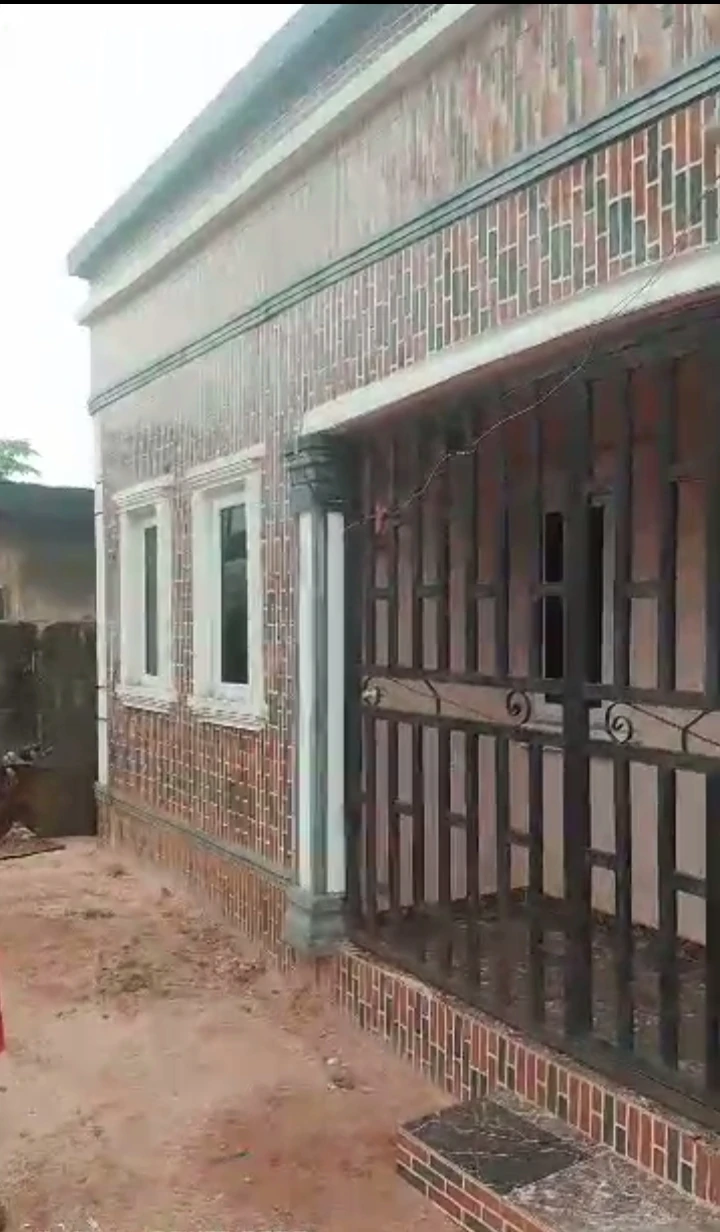 Bungalow for Sale in Ogheghe community, Edo - Image 2