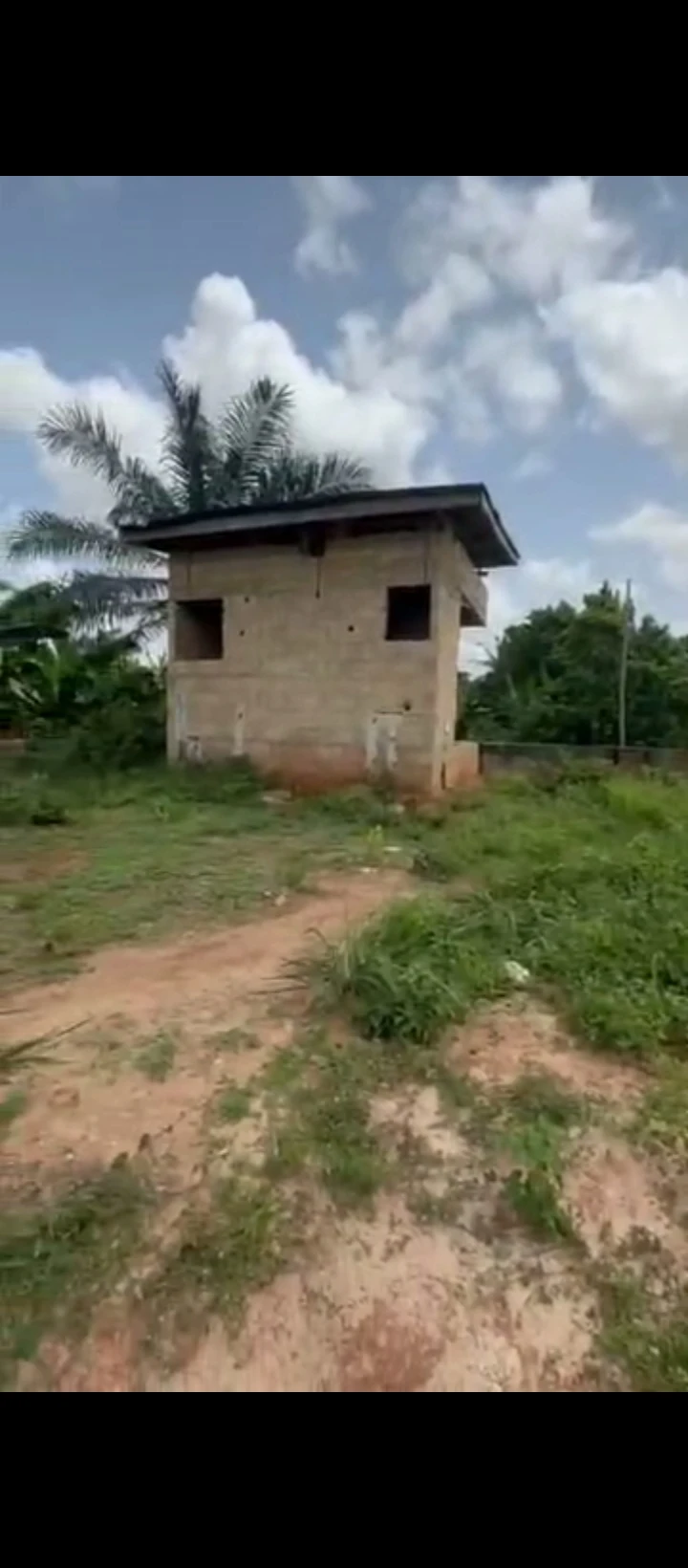 2 Bedroom Flat for Sale in Peanut sapele road, Edo - Image 3
