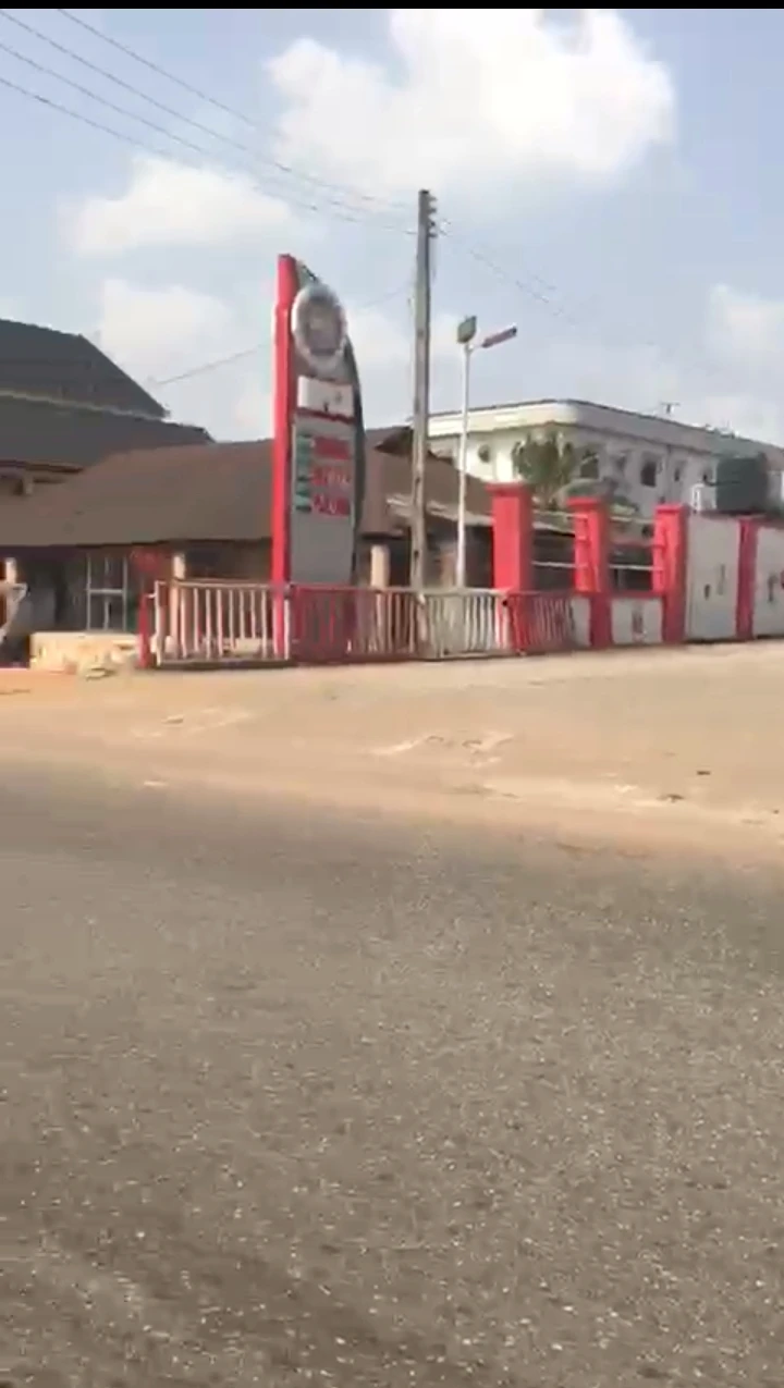Filling Station for Sale in First East circular road, Edo - Image 2