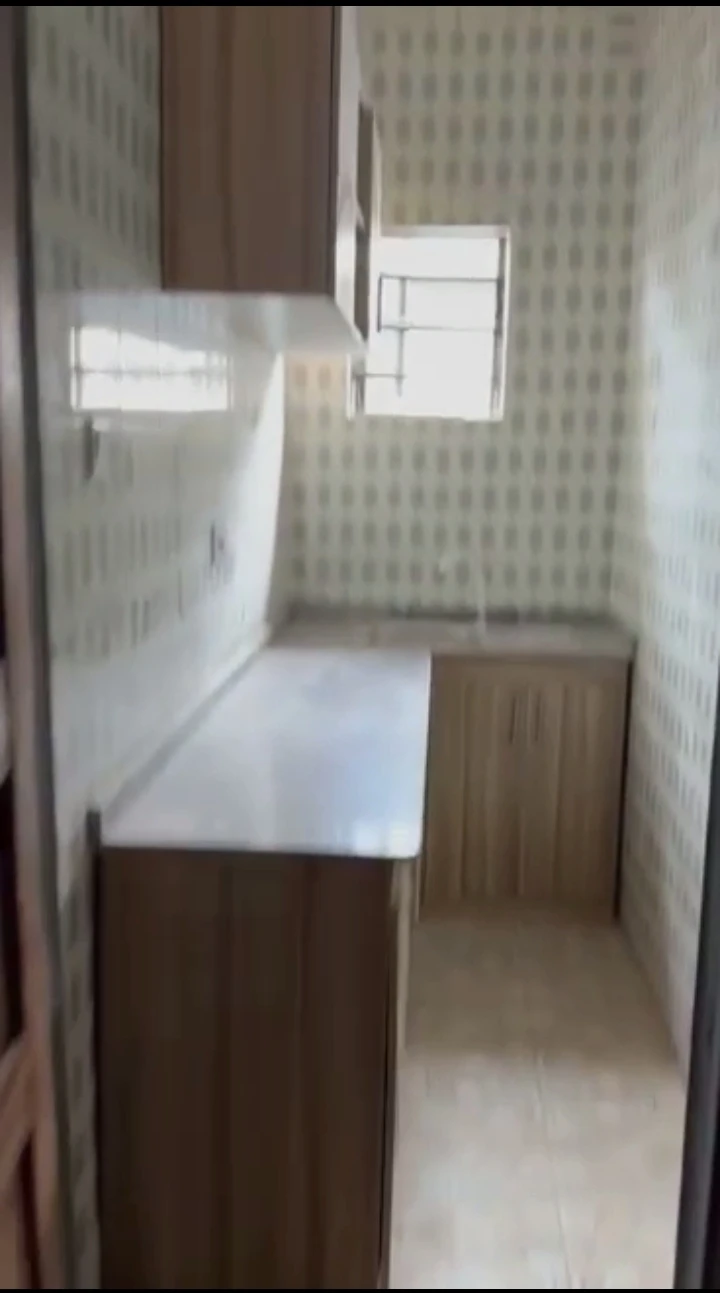 1 Bedroom Flat for Rent in Zion Street sapele road, Edo - Image 2