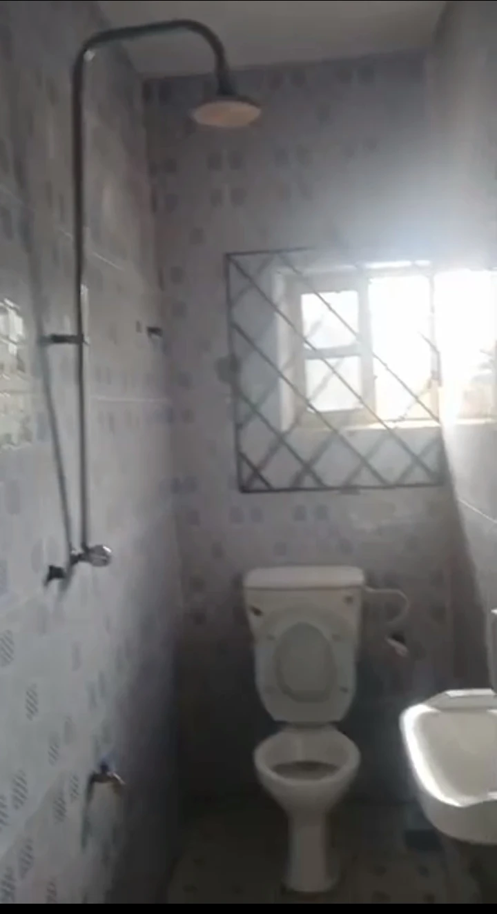 3 Bedroom Flat for Rent in Ebo uselu, Edo - Image 3