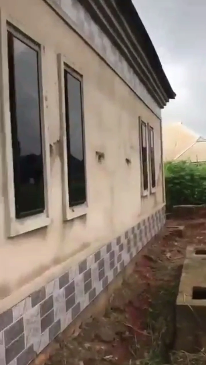 Bungalow for Sale in Ulegun community, Edo - Image 3