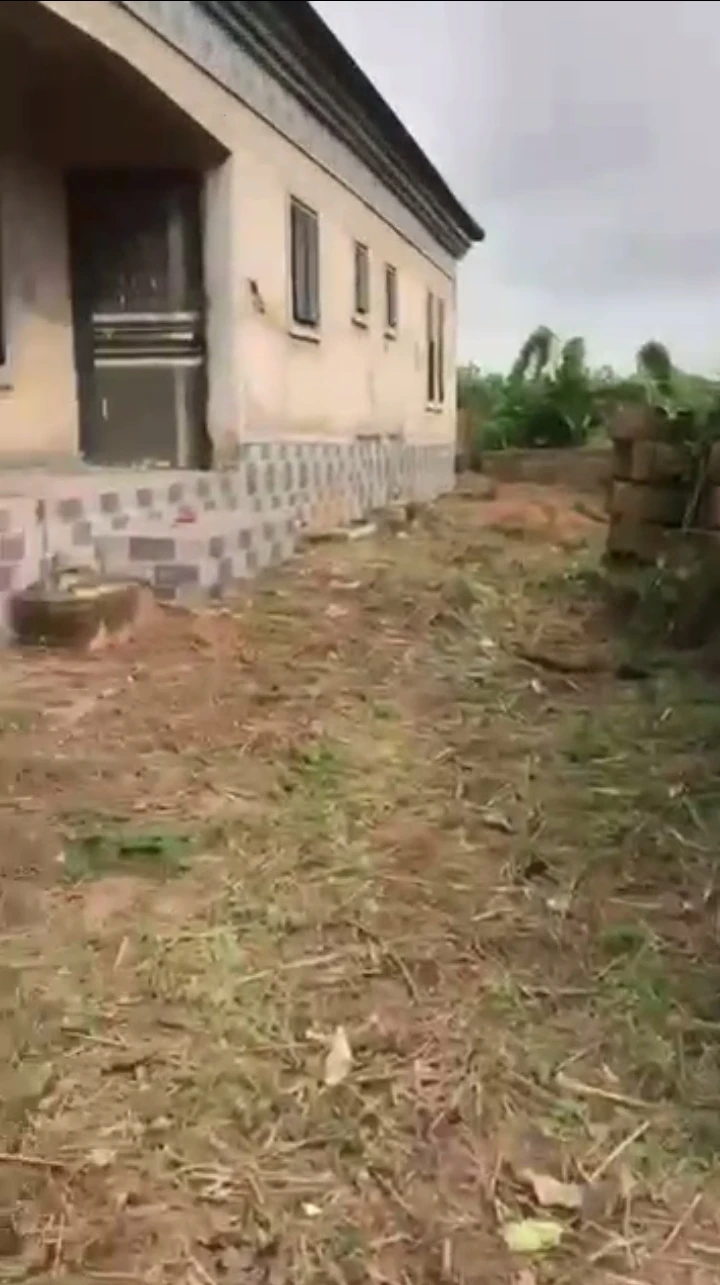 Bungalow for Sale in Ulegun community, Edo - Image 1