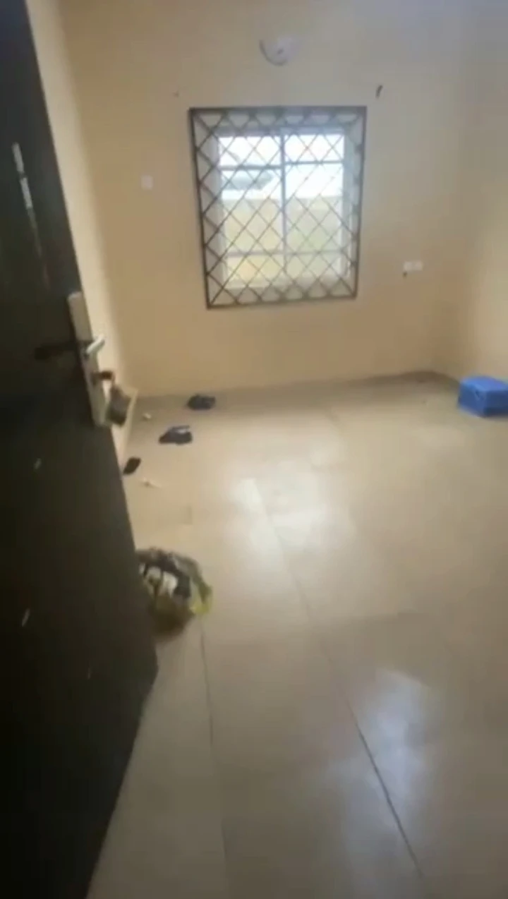 2 Bedroom Flat for Rent in Akenuwa opp ogheghe junction sapele road, Edo - Image 1